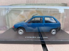 Modellino in Scala 1:24 Auto D'epoca Vintage Citroen AX - 1986