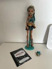 Monster High Nefera de Nile Basic First Wave Puppe mit Ring