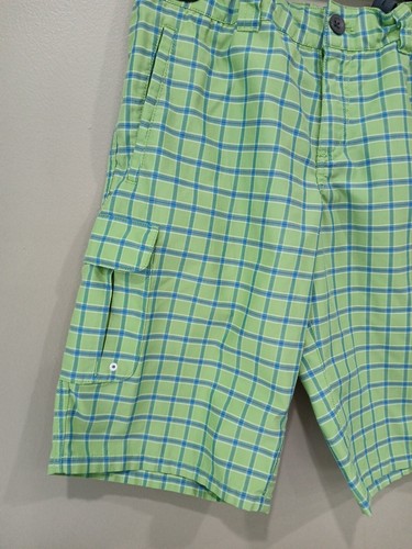 Boys Nike Green Plaid Gold Shorts Medium Pockets Quality Classic Dri Fit - Picture 2 of 8