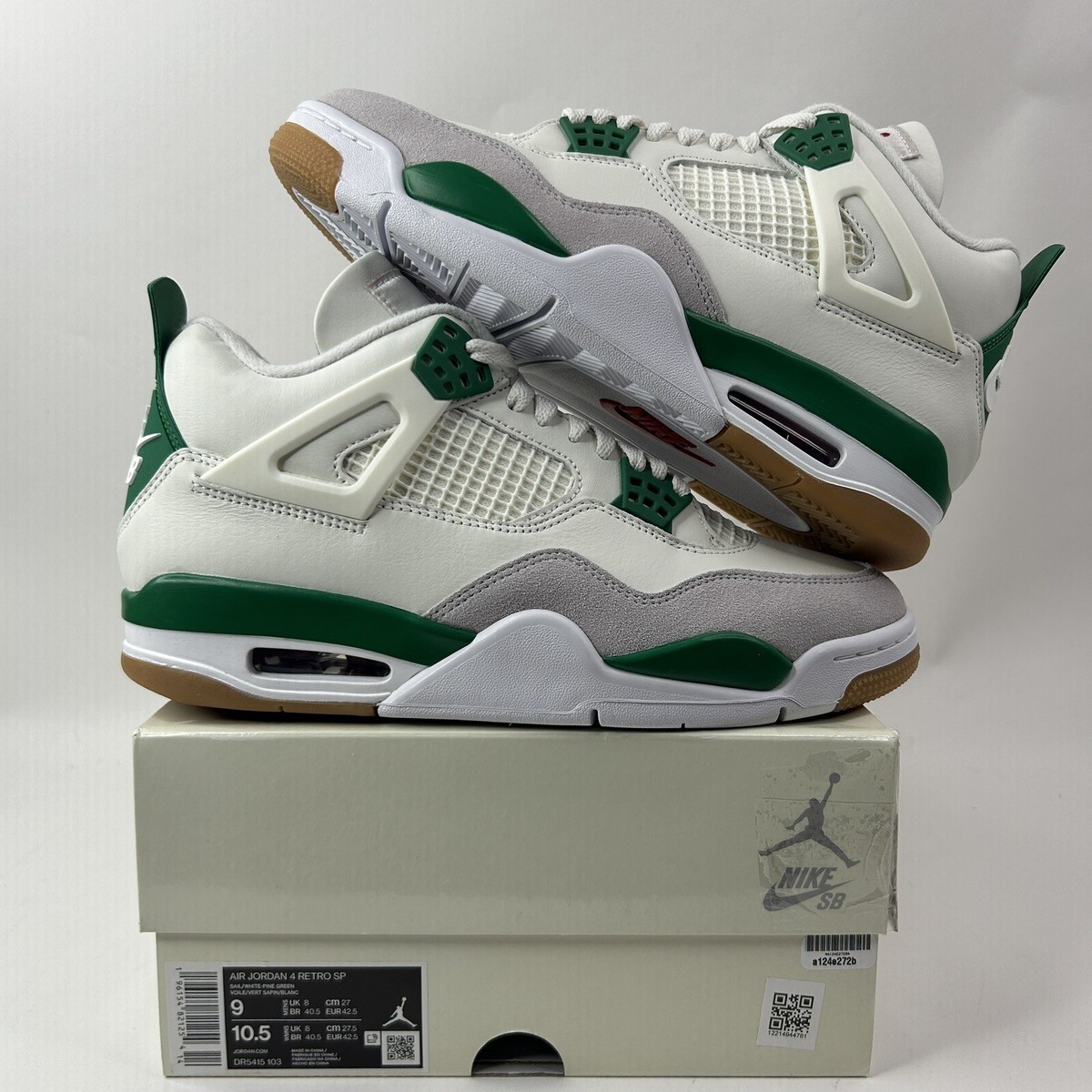 Nike Air Jordan 4 Retro SP x Nike SB “Pine Green” DR5415-103