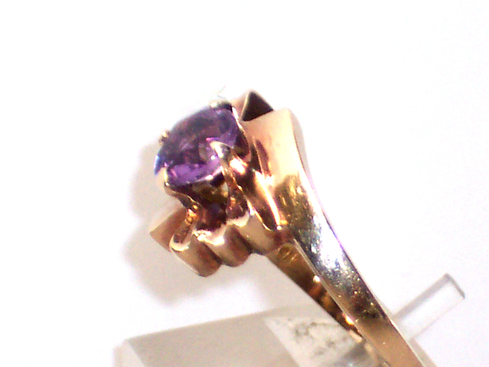 VINTAGE 10K YELLOW GOLD AMETHYST RING WITH DIAGON… - image 2