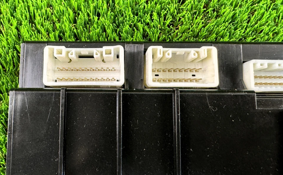 Módulo amplificador aire acondicionado Lexus LX470 2003-2004 88650-60850 OEM usado Foto 4 de 4