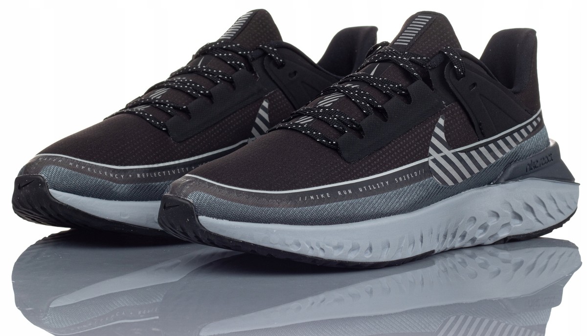 sports direct nike legend react