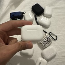 Genuine Apple Airpods Pro 2 Wireless Charging Case (A2700)