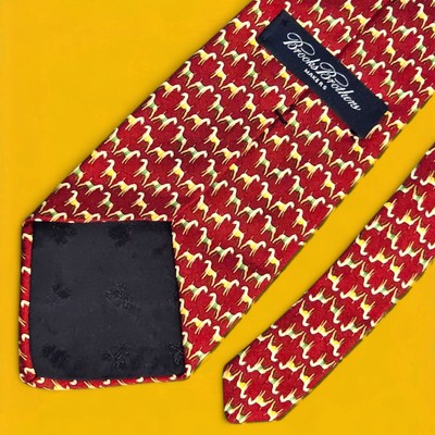 Vintage Brooks Brothers Makers Dog Tie Hand Made in USA 100% Silk Woven England