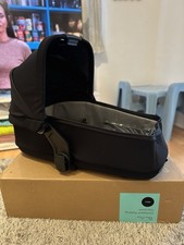 Silver Cross - Stunning Space Black Compact Folding Carrycot