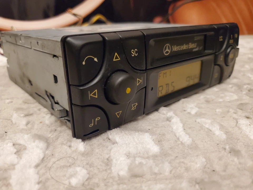 Mercedes Audio 10 Becker BE3100 Radio/CC player for w210 w202 w140 w124 CLK SLK - Bild 4 von 4