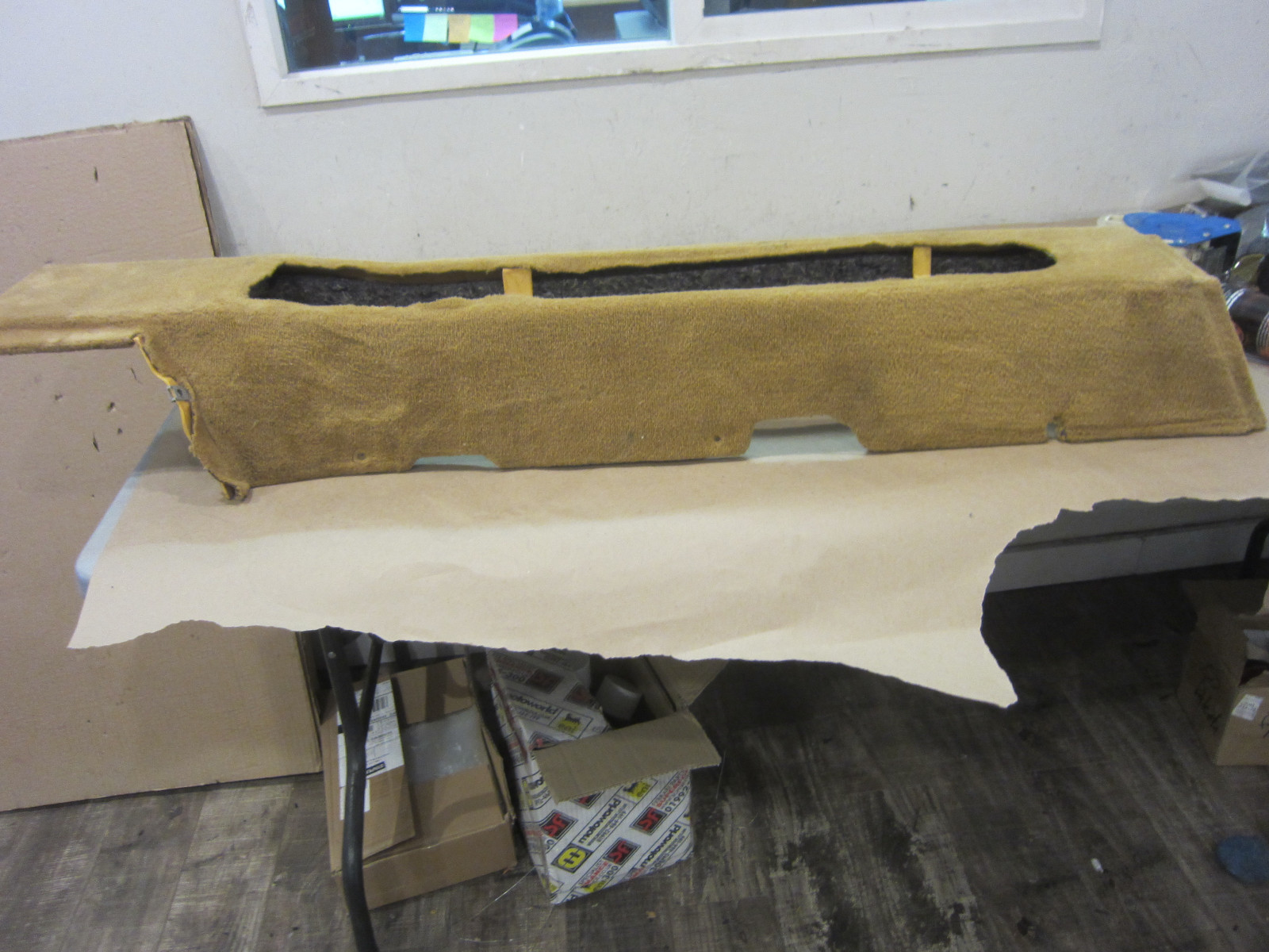 Ferrari 360 - Rear Tunnel / Console Cover Carpet - Beige  (USED) - P/N 65305100