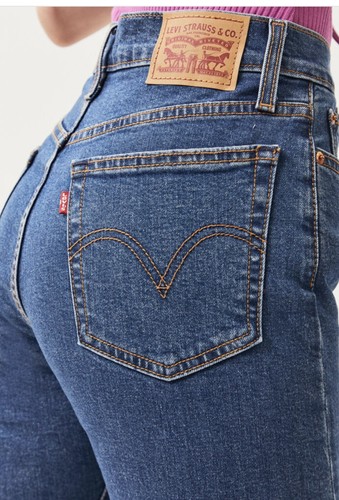 NWT Levis Wedgie Fit Jean Dark Wash 