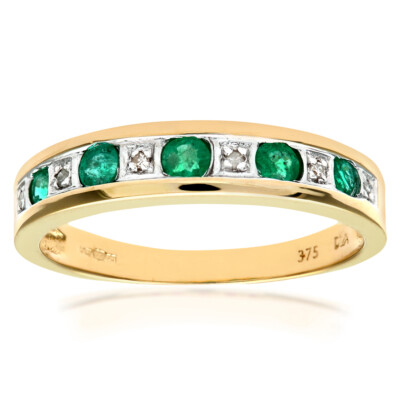 Ewigkeitsring 9 kt Gelbgold Smaragd und Diamant von Naava