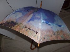 Vintage 1990s TOTES Cane Umbrella w/CLAUDE MONET print