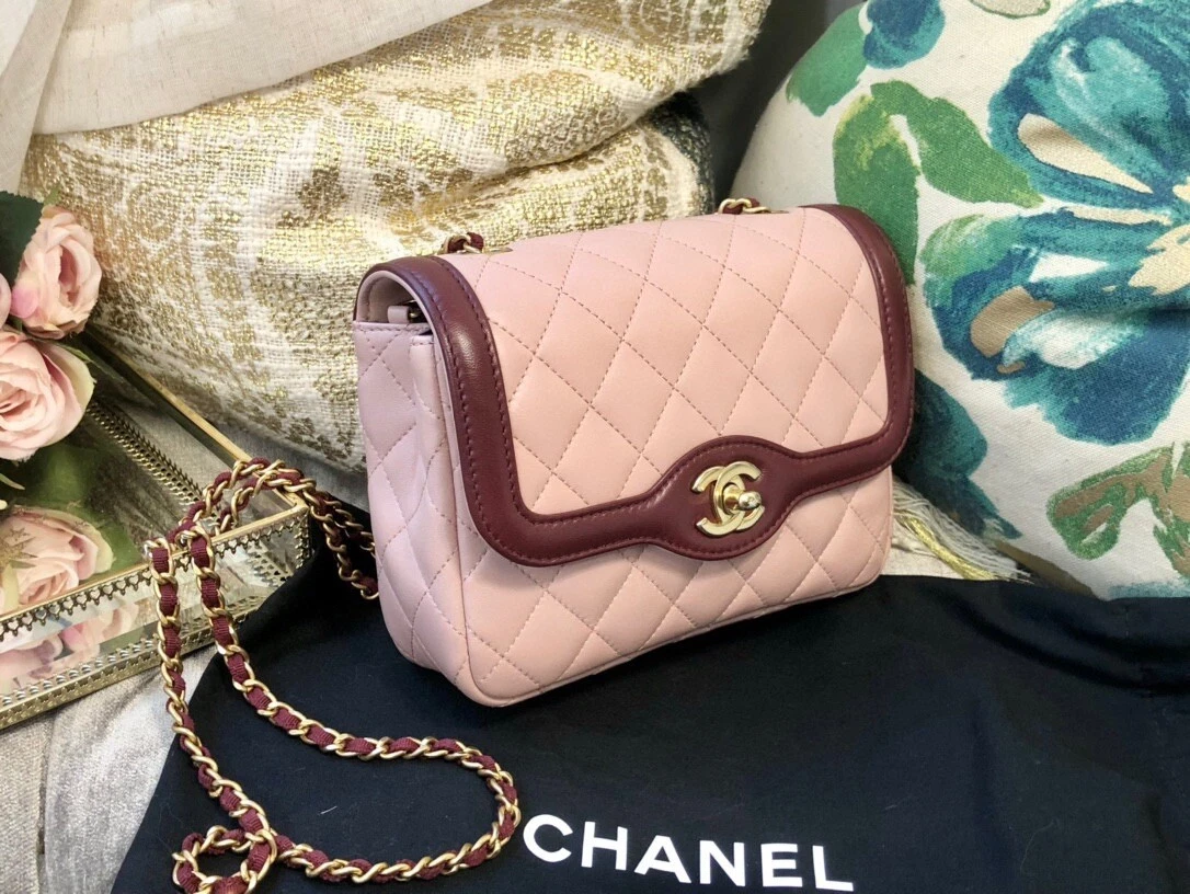 AUTH CHANEL PINK AND RED LEATHER CC LOGO FLAP BAG GOLD HW CHAIN | eBay