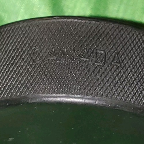 VANCOUVER CANUCKS VINTAGE VICEROY MFG. 🏒 PUCK MADE IN CANADA 🇨🇦 LOCH SELTEN - Bild 8 von 9