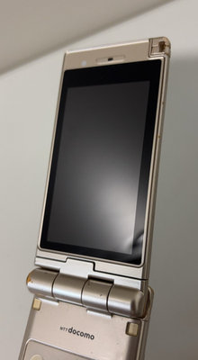 NTTDoKoMo　ドコモ　　　　　　　　　　　モバイルゲット「PAT」希少携帯 NTTDoKoMo ドコモ モバイルゲット「PAT」希少携帯 - メルカリ