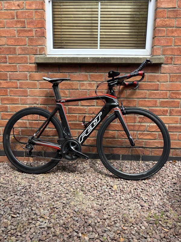 Felt AR Carbon Time Trial/Triathlon Bike 700C 54cm Black/Red/White Aero Bars