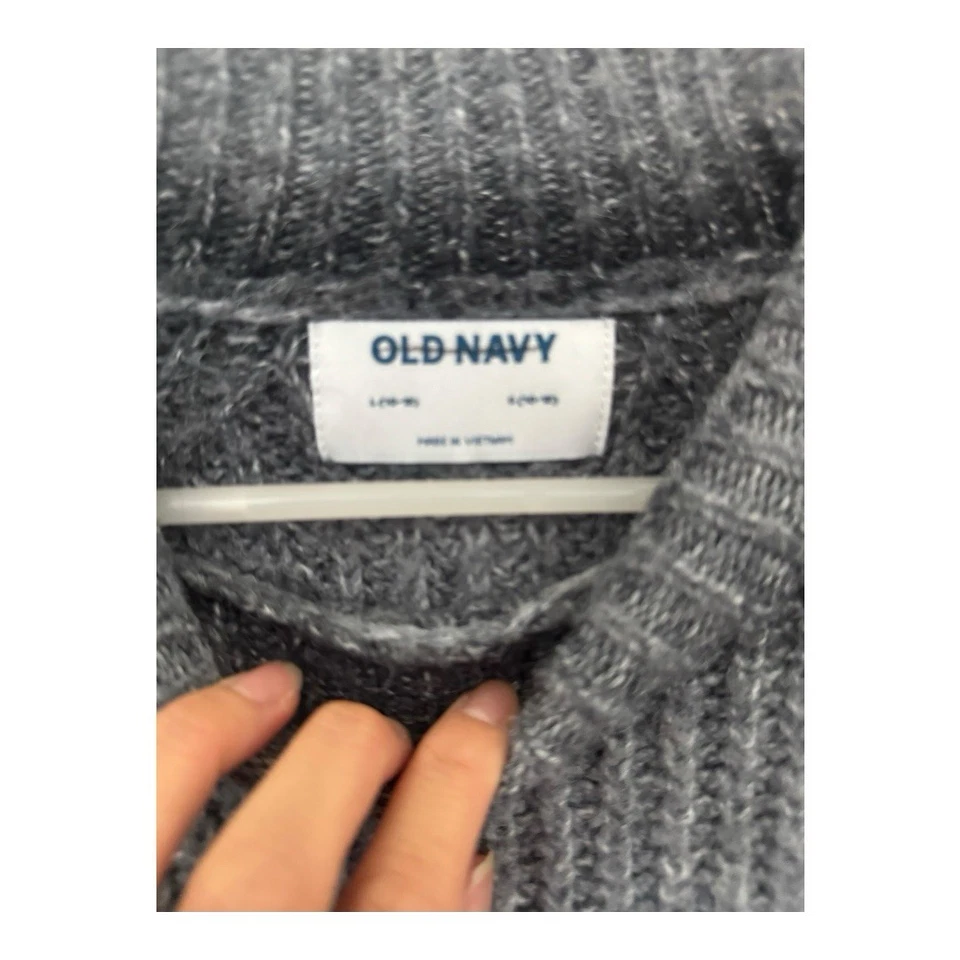 Girl's Youth Old Navy Blue & Gray Ombre Striped Long Sleeve Sweater Size L - Image 4 of 4