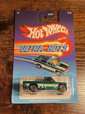 Hot Wheels Ultra Hots Mazda Repu Diecast Pickup Truck Blue 1:64 Model Vehicle