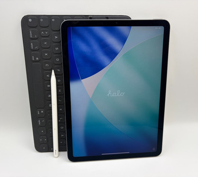 Apple iPad Air 5 (2022) 64GB Wi-Fi Space Grau + Magic Keyboard + Apple Pencil 2