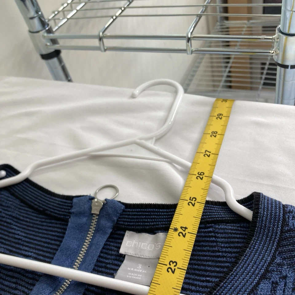 Top fluido informal de jacquard cachemira azul marino Chico's para mujer talla 3 XL Foto 3 de 4