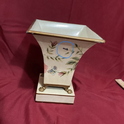 Vtg Toyo Metal Cachepot Or Planter Floral Lillian August Design, 1 Small Ding - Picture 11 of 11