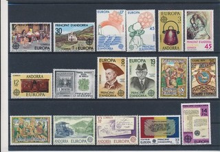 D495370 Spanish Andorra Nice selection of MNH stamps