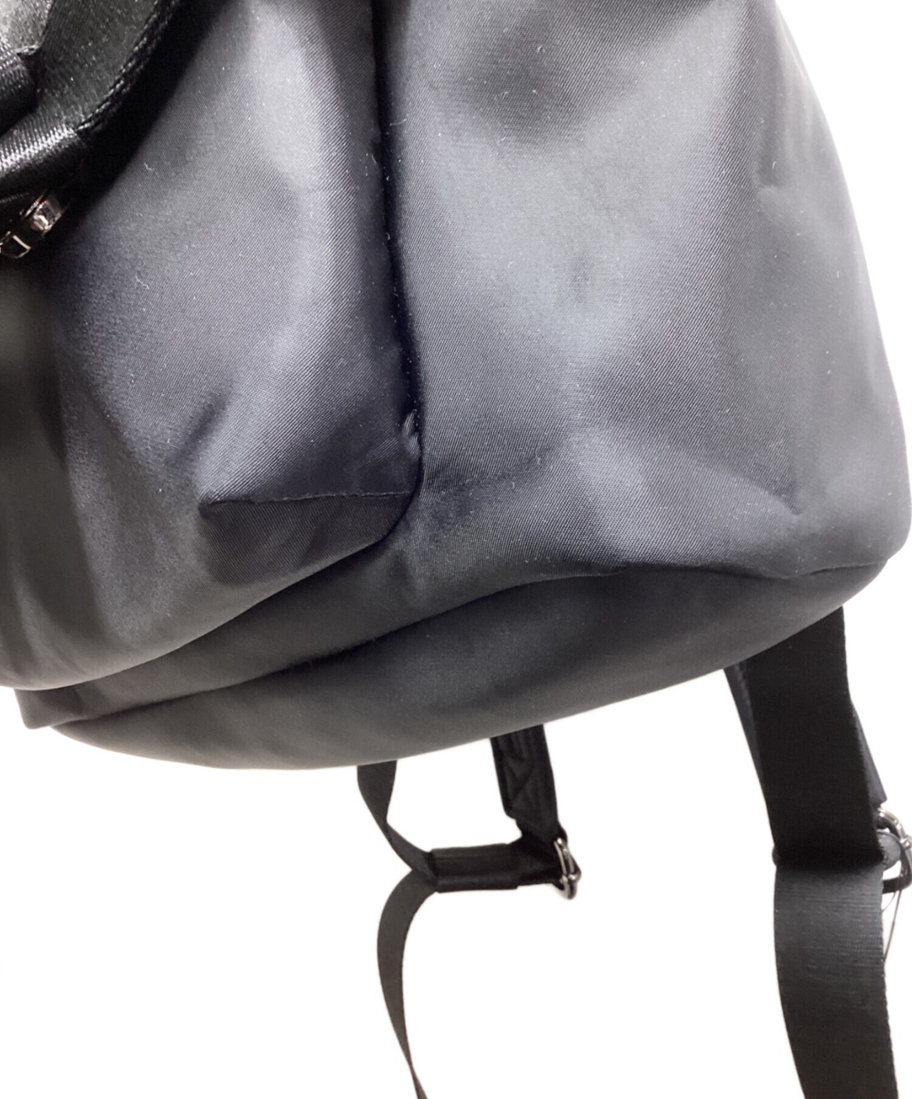 Simone Rocha Bow Front Backpack Black Model BAG17… - image 9