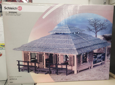 Schleich #42003 Africa Wildlife Station/Nursery NIB Sealed Retired