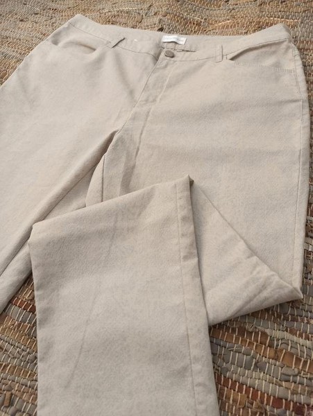 Women Charles Vögele Trousers Beige Cotton 52