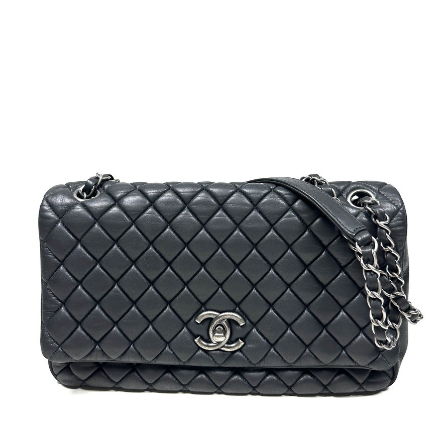 CHANEL Matelassé Black Leather Single Flap Bag with Gunmetal Chain