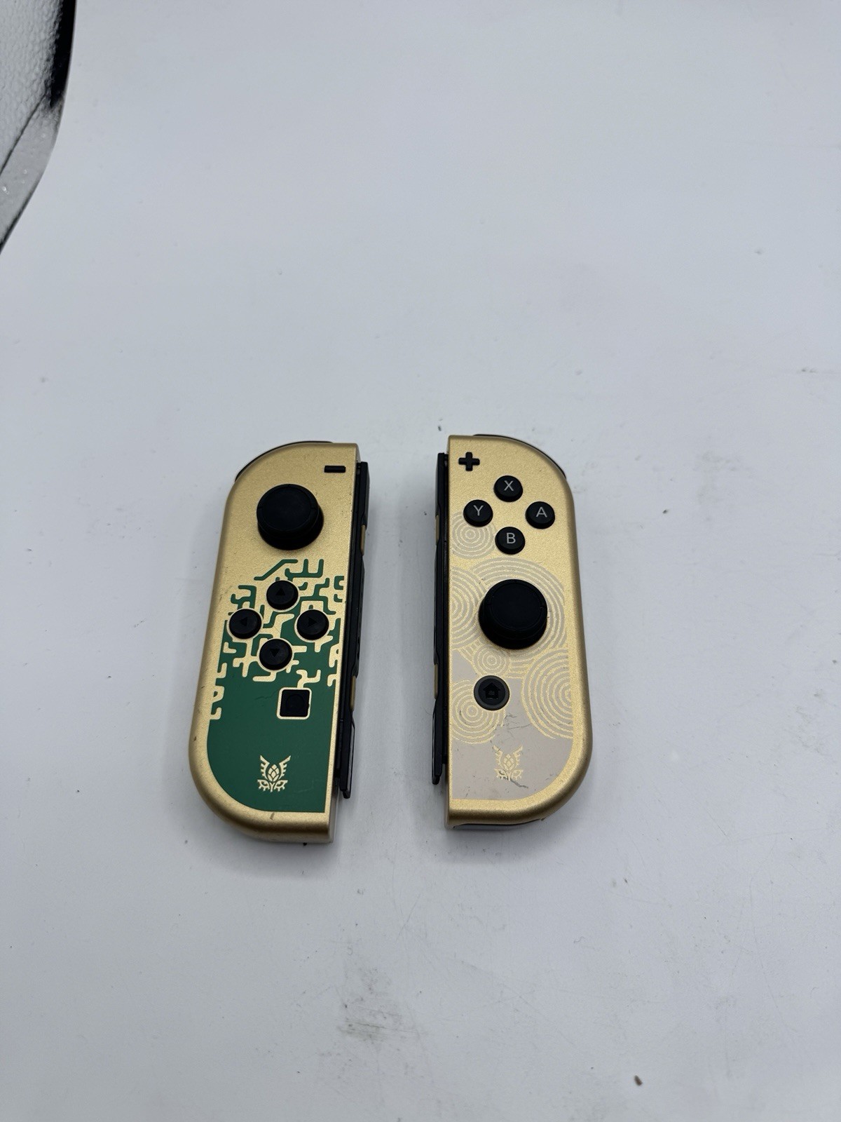 Nintendo Joy-Con L/R Controllers The Legend Of Zelda: Tears of the Kingdom Gold