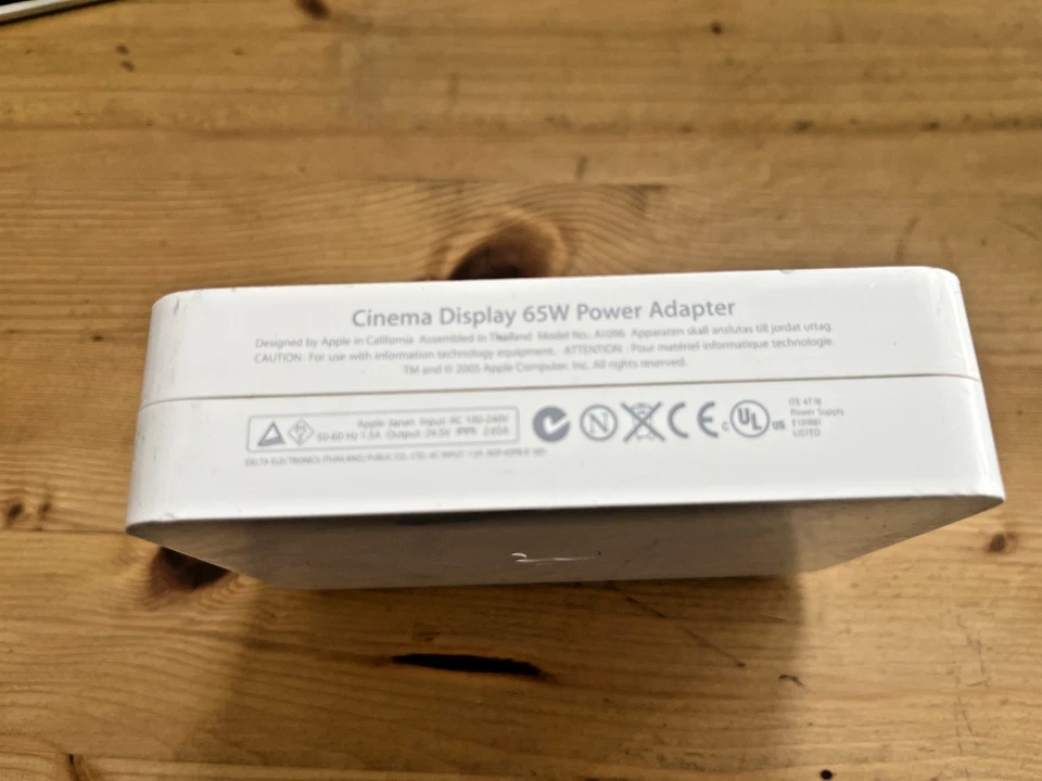 Original Netzteil Apple A1096 Cinema Display 20" Output: 65W - Bild 2 von 2