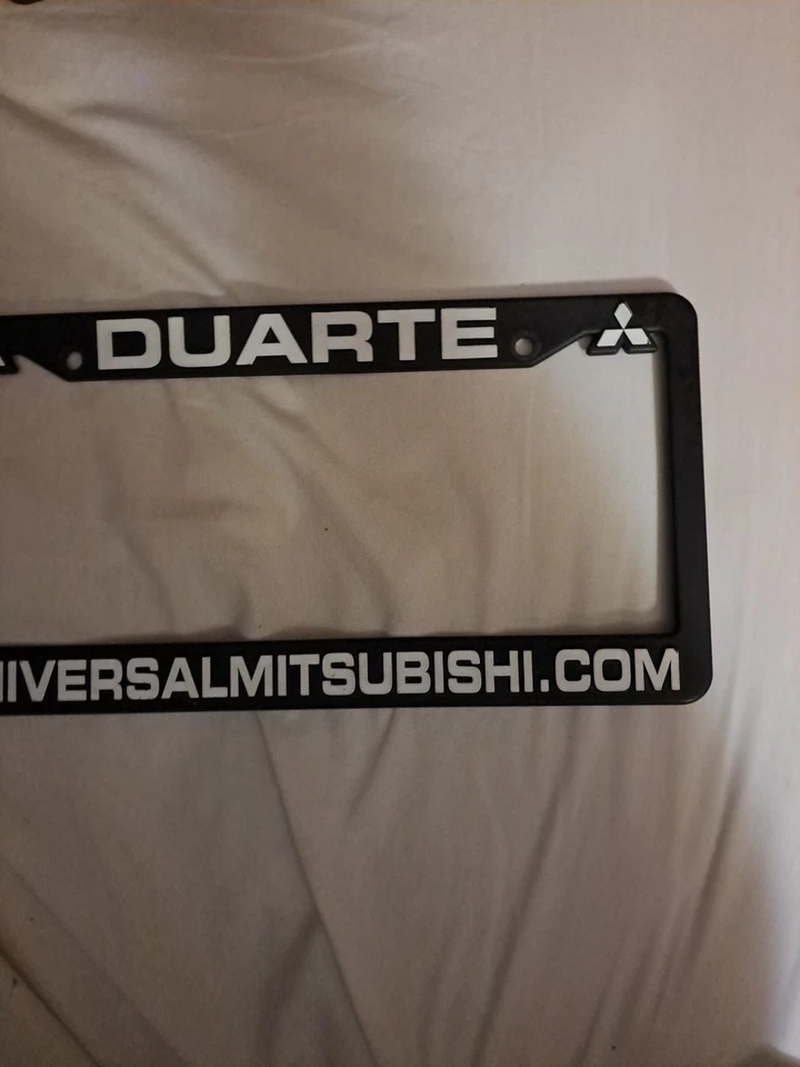 Marco de matrícula Mitsubishi Duarte universal raro único auténtico Foto 2 de 4