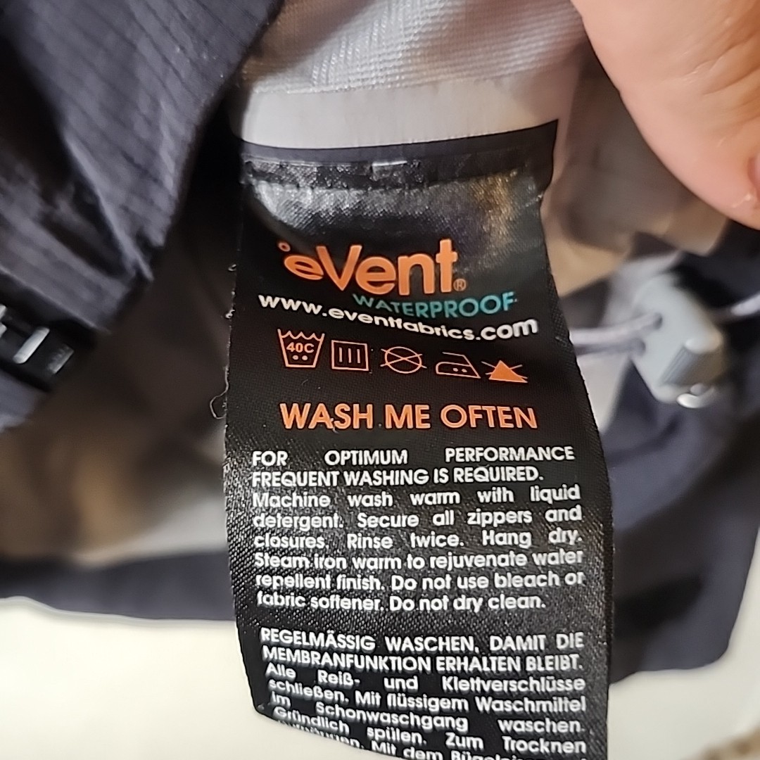 REI Elements eVent Jacket size small  black E1 Wa… - image 6