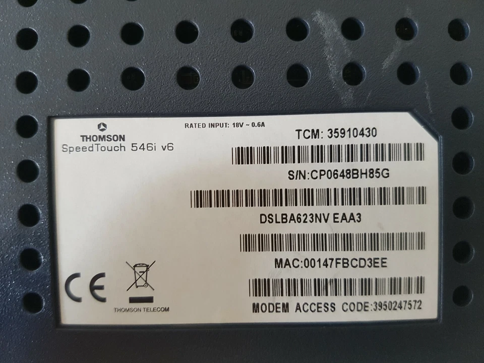 Thomson - SpeedTouch 546i v6 Router - TCM 35910430 - Usato - Immagine 3 di 4