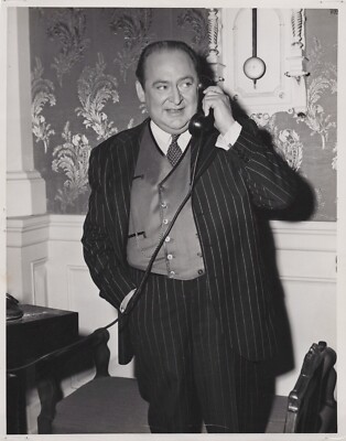 Edward Arnold (1950s)   Handsome Hollywood Collectable Vintage Photo KP 557