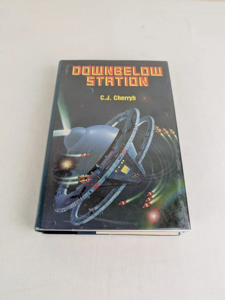 Downbelow station by C.J. Cherryh 1981 Hardcover Book Club Edition - Image 3 of 4