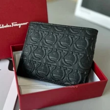 Salvatore Ferragamo Black Horseshoe Buckle Embossed Cowhide Wallet 8cc Gift Wrap