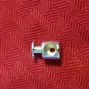 rear derailleur cable guide