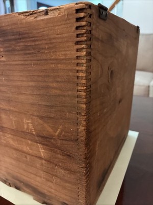 Vintage/Antique (?) Wood Box, Dovetail Rustic, sturdy but broken bottom 10.5 