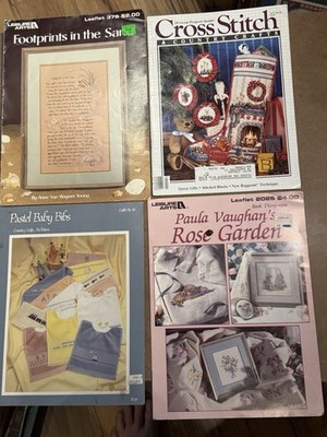 Lot 4 Vintage Cross Stitch Pattern Books Paula Vaughan Christmas Footprints