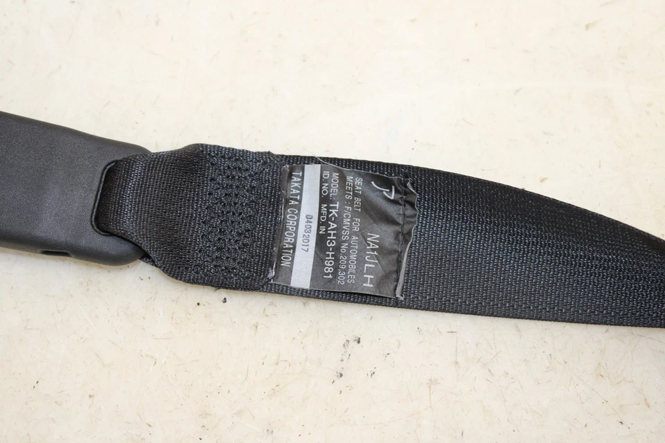 2017-2020 Fiat 124 Spider Left Seat Belt OEM LK132 - Image 4 of 4