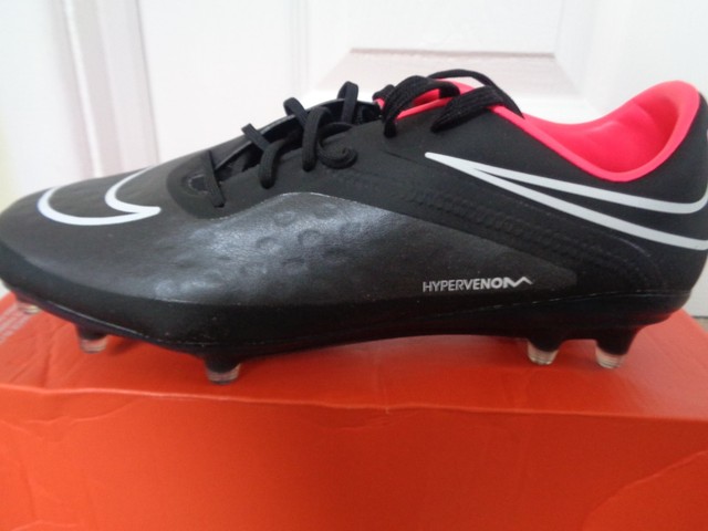 nike hypervenom online