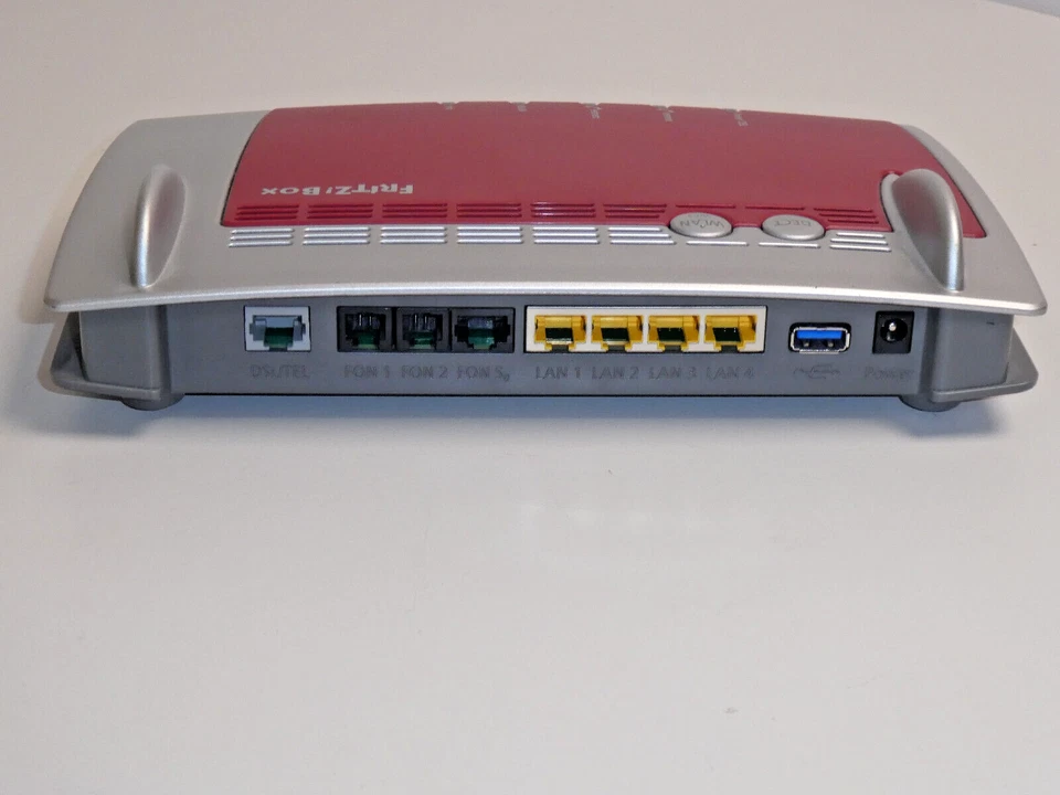 AVM FRITZ!Box 7490 1300Mbps WLAN DSL-Router , 2 Jahre Garantie - Bild 3 von 4