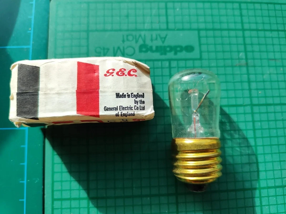 G.E.C. Pygmy Lamp 15W. Clear Large Edison Screw Fitting
