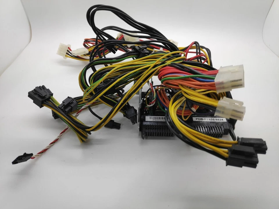 SuperMicro PDB-PT835-8824 Power Distributor - Image 2 of 3