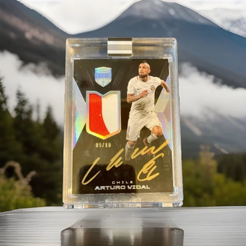 2018 Panini Eminence Soccer Patch Auto Arturo Vidal 9/10 Inter Chile