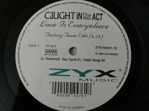 CAUGHT IN THE ACT LOVE IS EVERYWHERE YOU KNOW ALBUM MIX VINYL 45 EP 1994 - Imagen 3 de 4