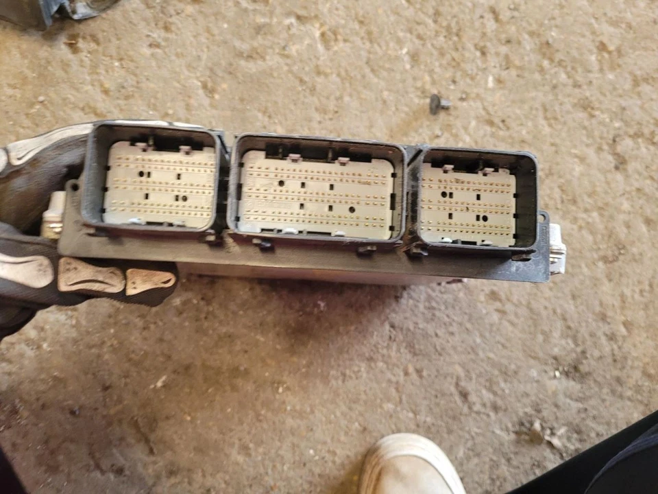 Engine ECM Electronic Control Module GT Fits 18-23 MUSTANG 2051401 - Image 2 of 4