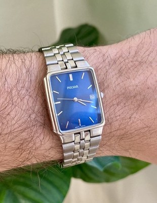Vintage Pulsar By Seiko Mens Watch VX32-X356 Quartz Tank Deep Blue Dial RUNS