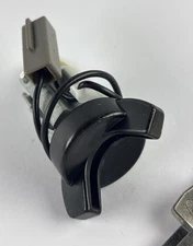 Cilindro de encendido con llaves Ford M-11582-5BF para Mustang 83-93 estilo correcto miniatura 2